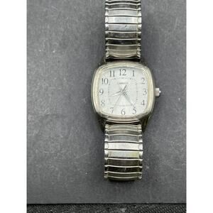 Vintage Carriage by Timex Women's Watch Stretch Band Stainless Steel 26mm